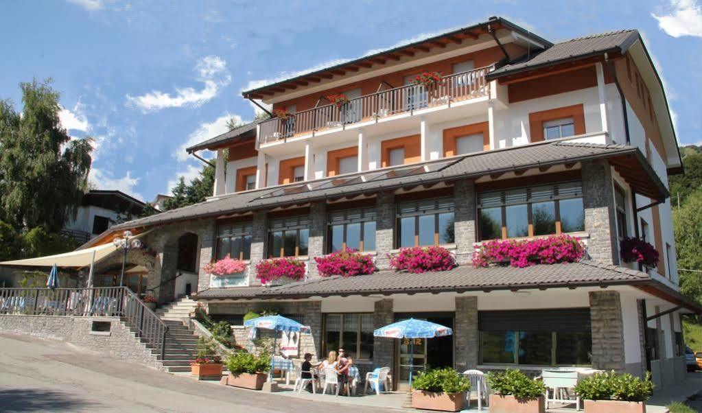 Albergo Moderno&Spa Fuipiano Valle Imagna Exterior foto